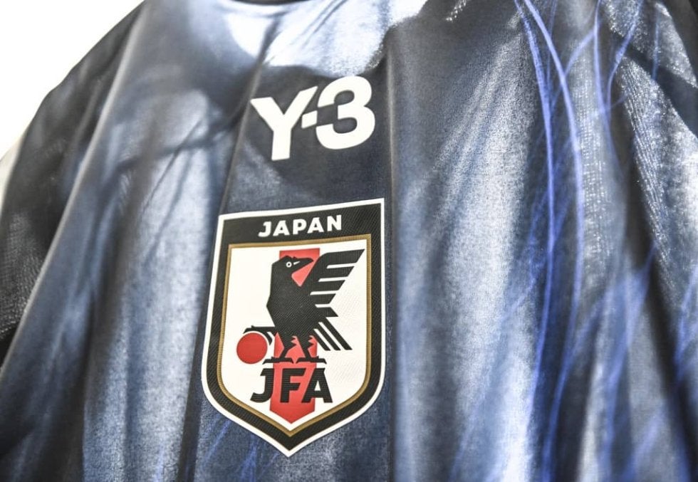 サッカー日本代表、インドネシア代表とのW杯最終予選の「予想スタメン&フォーメーション」! 上田綺世&谷口彰悟の不在で選手構成はどうなるか……三笘薫が盤石の“攻撃的3バック” | スポーツブル (スポブル)