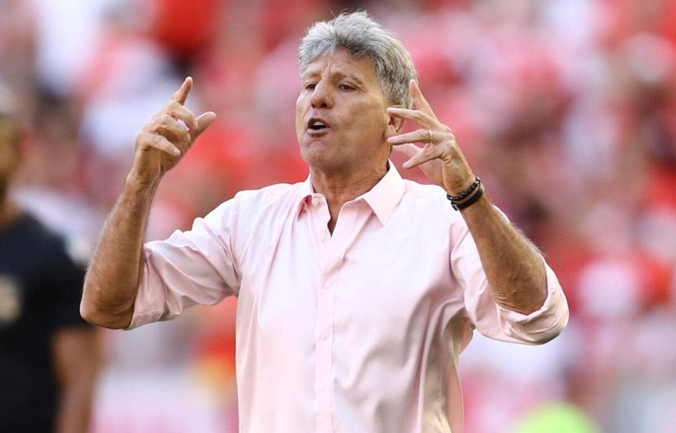 グレミオがレナト・ガウショ監督の退任を発表…来季は1部復帰のサントスを指揮か