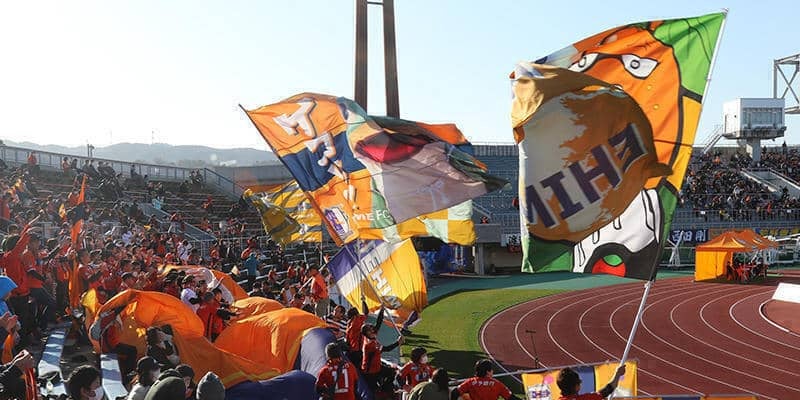 愛媛が地元出身のベテランDF前野貴徳と契約満了「最高の愛媛FC生活でした！」