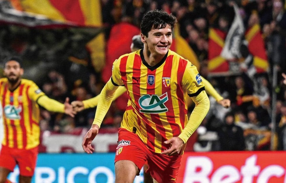 シティ、RCランスからウズベキスタン逸材DFクサノフを完全移籍で獲得！