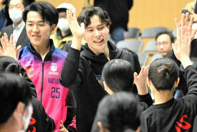 復興支援へ高橋藍、西田有志ら集結 石川でSVリーグの