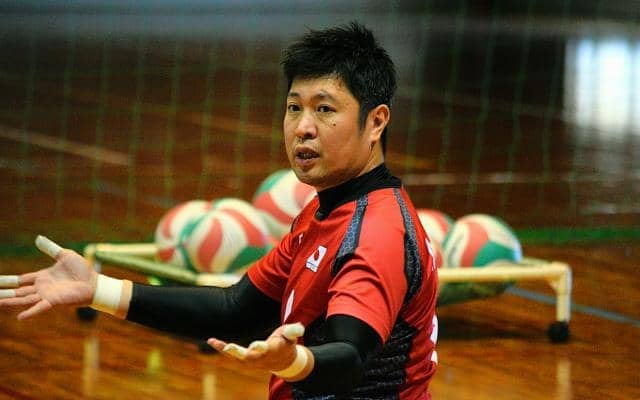 パラスポーツ、つなぐ窓口に　シッティングバレー日本代表の皆川さん