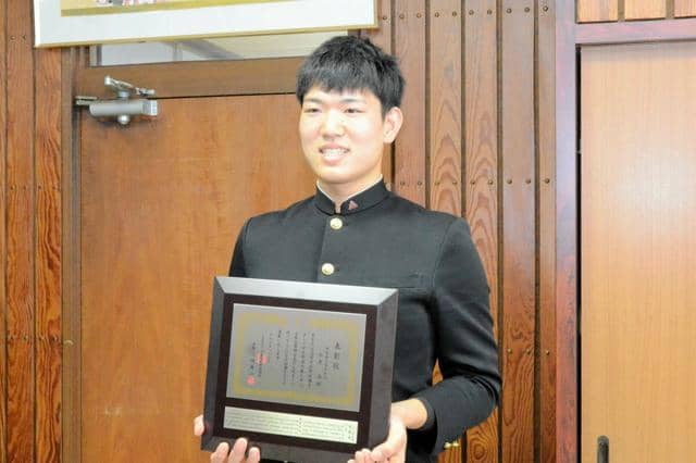 日本学生野球協会表彰に鳥取城北・石黒前主将　「評価されうれしい」