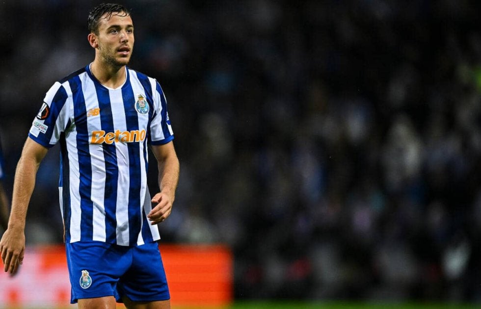 シティがロドリ代役のポルトMFニコを96億円で獲得、この冬に約350億円投資