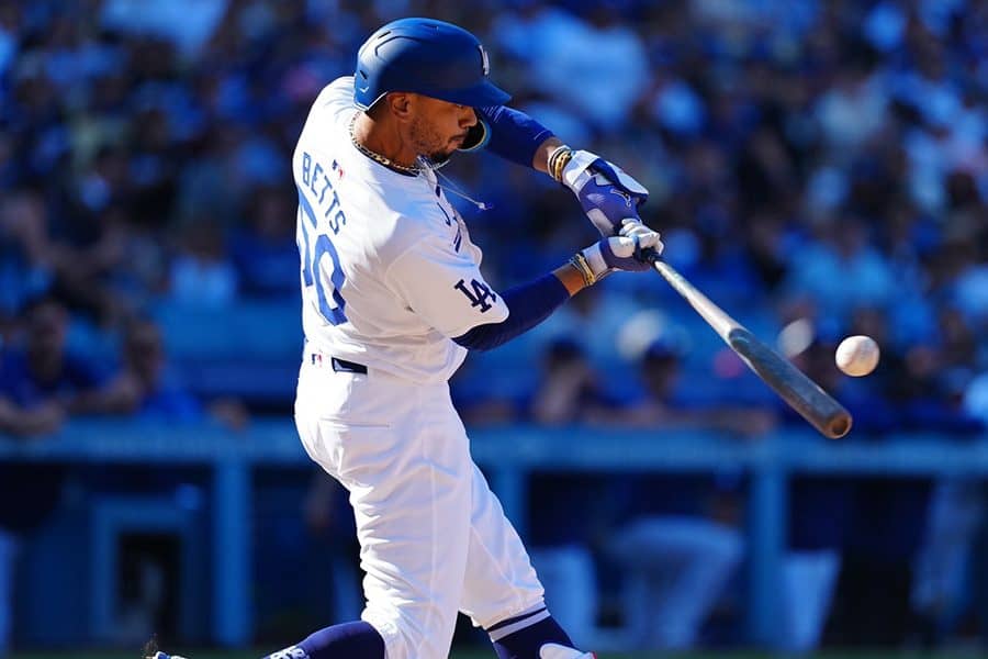 日本の伝統打撃に「ジョークだろ？」　非効率さに驚愕…打者の低迷招く“コネる文化”