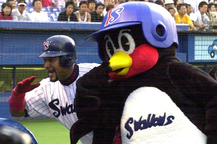 盟友ラミレス氏もつば九郎担当者死去に悲痛　伝説パフォも誕生「あなたのことを忘れません」