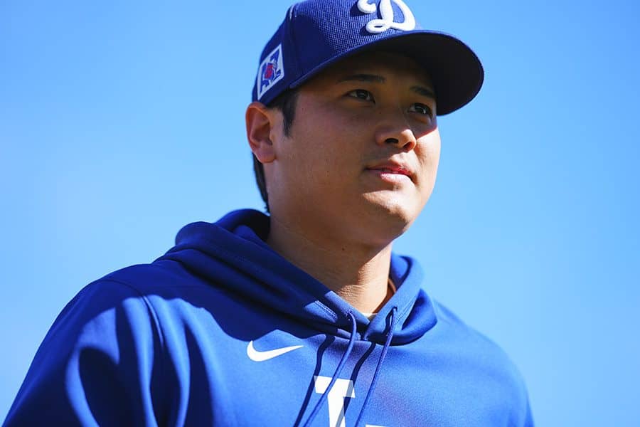激レア】大谷翔平選手 2016EPOCH SHADOWBOX 渋っ シリ入60枚限定