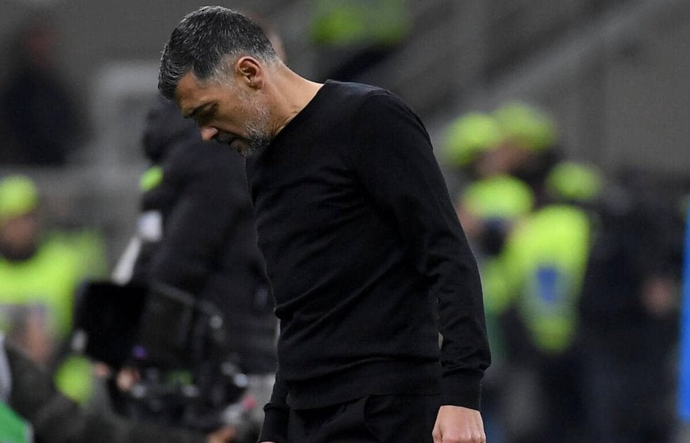 ミラニスタが15分間沈黙、抗議活動を受けてコンセイソン監督｢私のキャリアで初めての経験｣