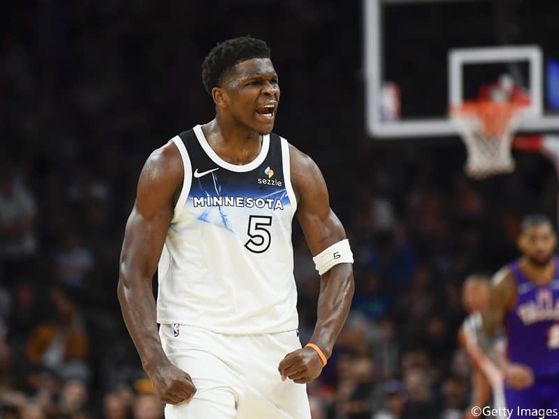 検索数2千回突破アンソニーエドワーズ26.5/ブルー ウルブズのアンソニー・エドワーズが1シーズンの3ポイント成功数で球団