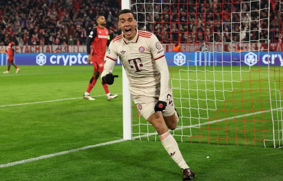 ドイツ決戦は圧倒バイエルンが3発快勝で先勝、完敗レバークーゼンはGKコヴァルのミス&ムキエレ退場響く【CL】