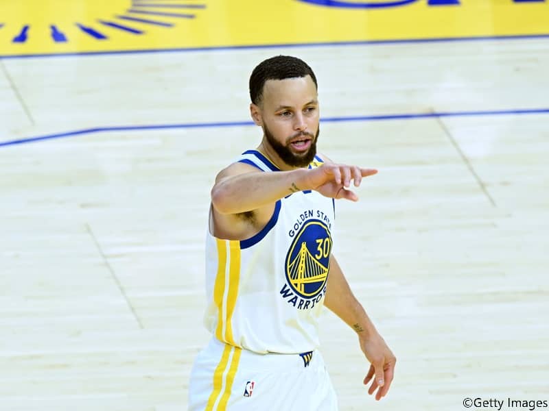 3ポイントで約半分を荒稼ぎ…ステフィン・カリーが通算2万5000得点をクリア