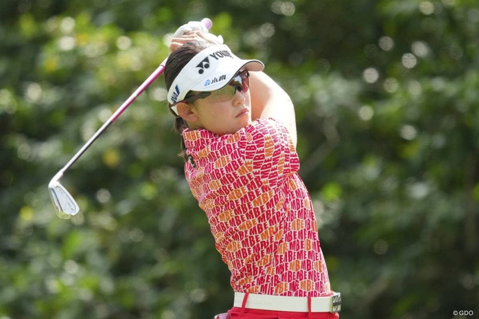 岩井千怜はアイアン好調も「やっぱりパット」 連覇を決めた14本