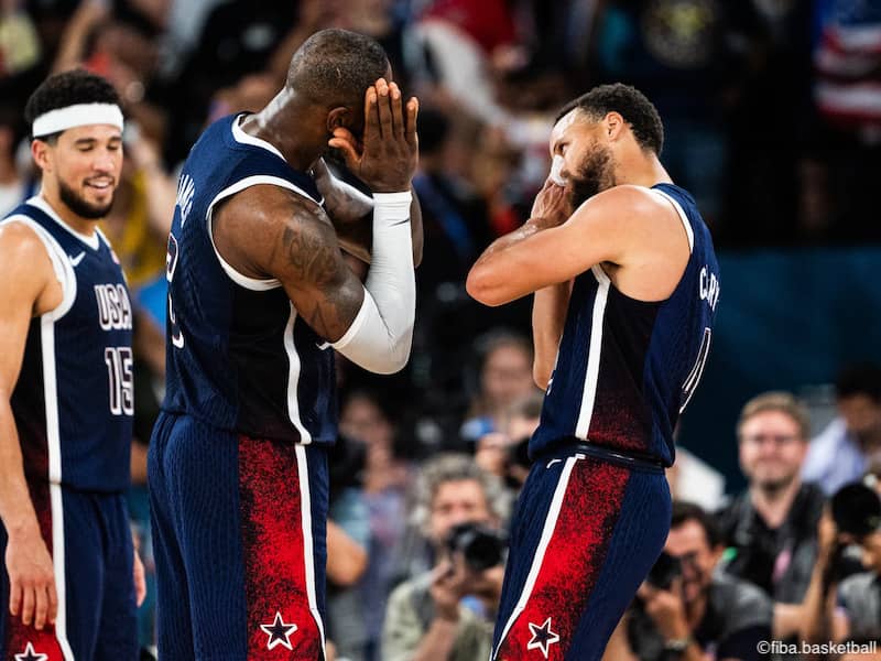 レブロンがカリーの快挙に反応「おめでとう！」…NBA史上初の3P通算4000