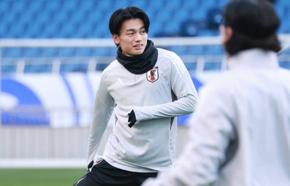 仙台育英サッカーウェア 白/青 サイズ58