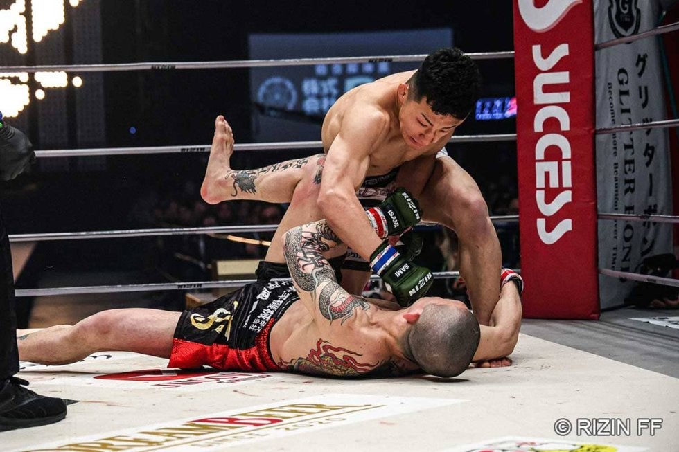 【RIZIN.50】24歳・木村柊也、わずか54秒で“5試合連続1R決着”TKO勝ち　轟音右フック→パウンドに会場どよめき