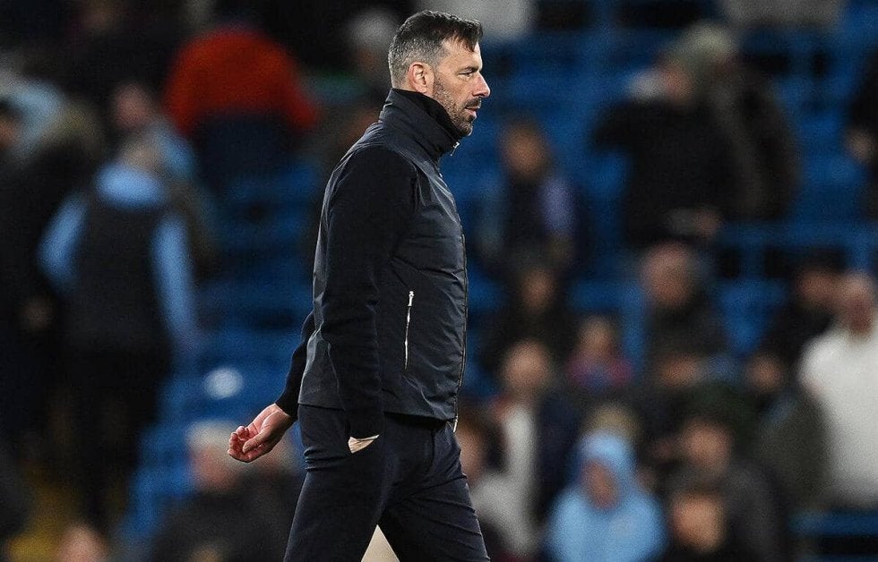 苦境レスターのファン・ニステルローイ監督にプレミア初の不名誉記録…英1部でも66年ぶり