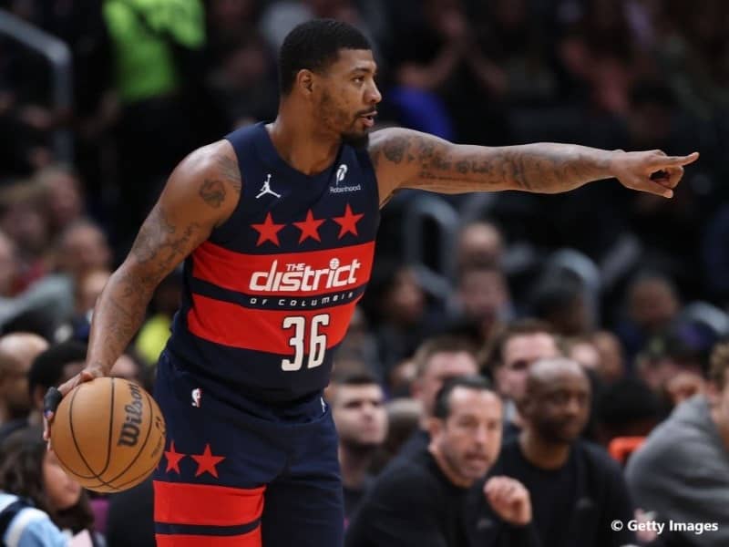 マーカス・スマートが古巣戦でファンと口論…一方で「We want Marcus」コールも沸き起こる