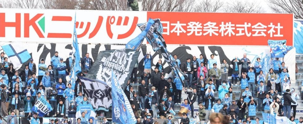 横浜FCのGK渋谷飛翔が接触事故、店舗の駐車場で無人の車両に