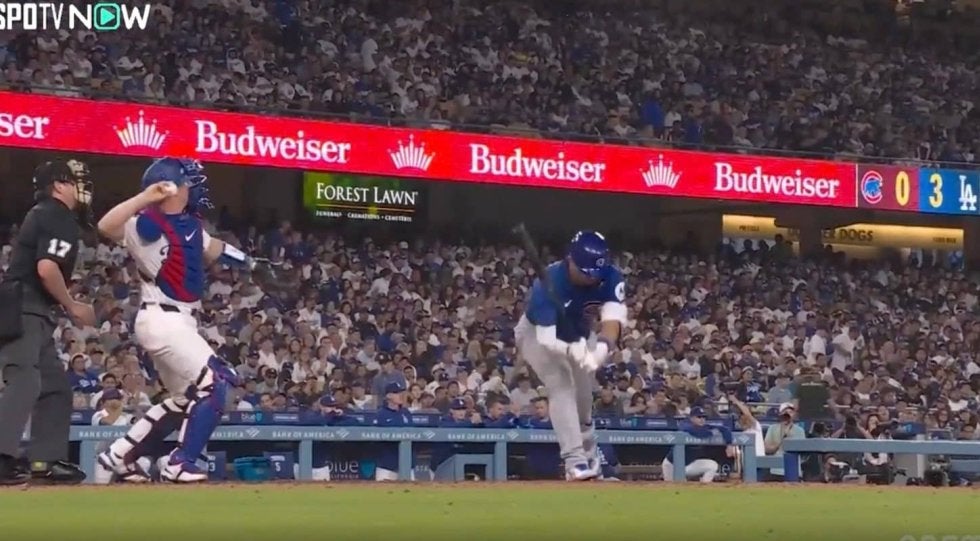 ファン騒然… カブス鈴木誠也が激怒？ 無念の空振り三振でバットを叩きつける「珍しいな」「こんな日もある」