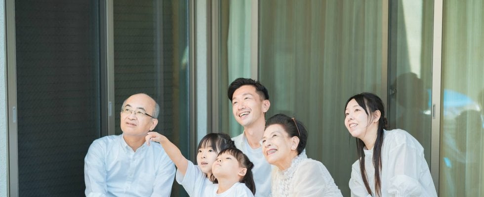 「人生は良くないし、良くなることはない」──日本人が幸せを感じにくい理由は？調査から読み解く現状