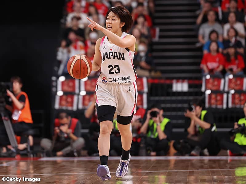 WNBAウィングスでキャンプに臨む山本麻衣…愛用の背番号『23』とともに