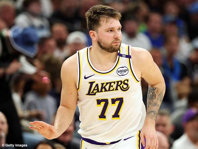 レイカーズがPO敗退目前の崖っぷちに