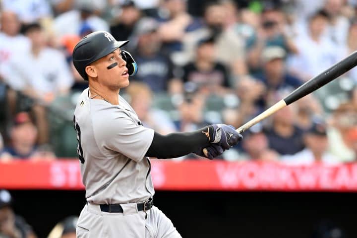 接触プレーに反応！ヤ軍戦で“一触即発”の騒動勃発「ベンチが空になった」両軍選手がグラウンドに飛び出す　ジャッジ特大2ランも