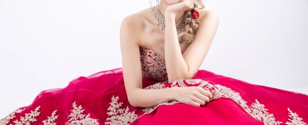 キャバクラにいたら人気が出そうな女性芸能人ランキング【男女1000人に聞いた】