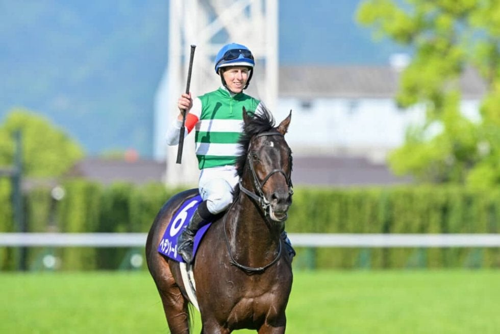 へデントール　メイクデビュー東京　現地単勝馬券　天皇賞・春制覇 へデントール メイクデビュー東京 現地単勝馬券 天皇賞・春制覇