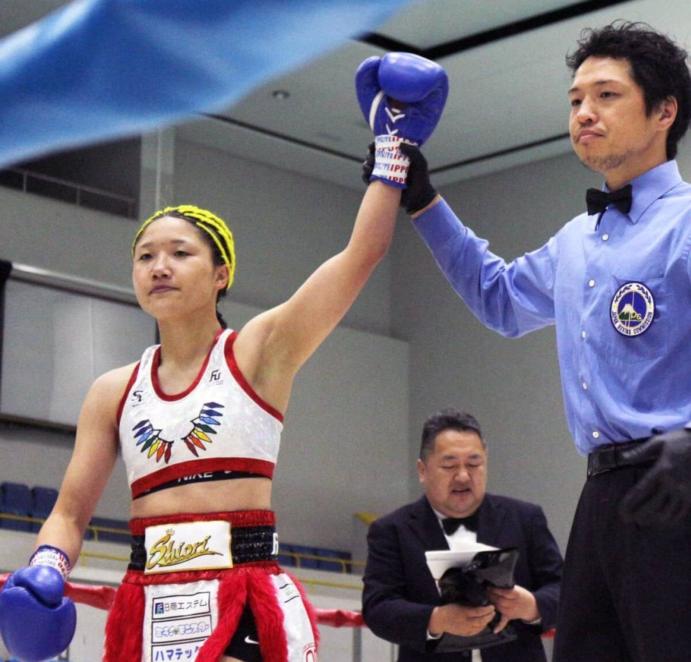 四元志桜里 TKO勝ちで圧巻プロデビュー