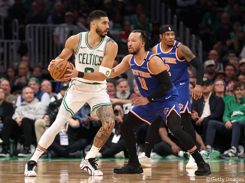 NBA史上初の珍事で幕開け