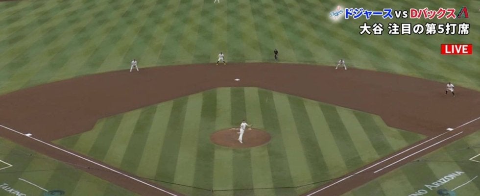 大谷翔平の土壇場アーチで相手バッテリーも“確信”リアクション…頭上を“高速通過”する打球を「ただ見つめるだけ」の状態に