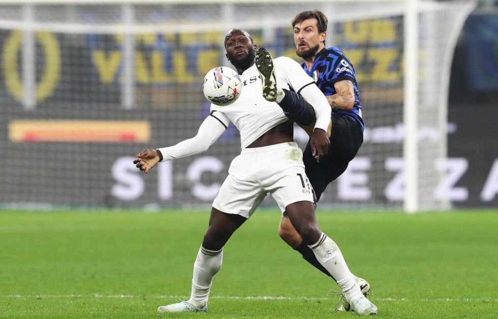 【セリエA第36節プレビュー】スクデット争うナポリとインテルは中位と対戦、熾烈極めるCL出場権争い直接対決も