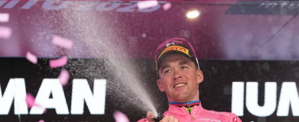 僅か1秒に泣いたピーダスンが執念のマリア・ローザ奪還！アルバニア最終日はスプリント決着｜ジロ・デ・イタリア2025 レースレポート：第3ステージ