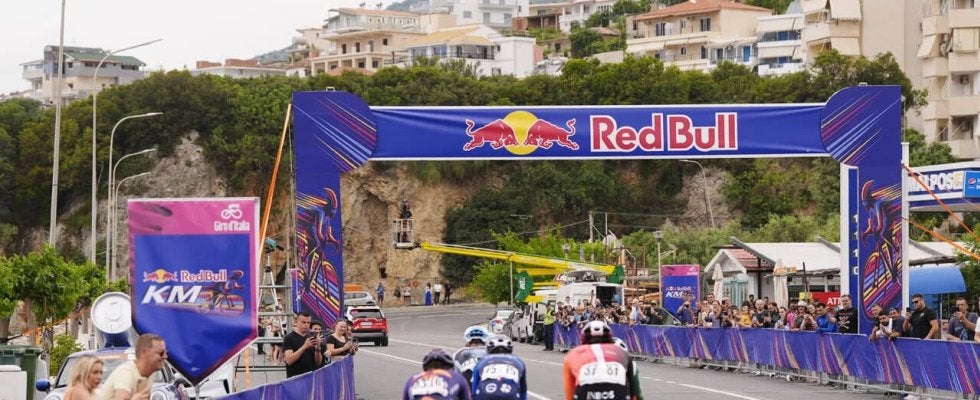 ジロに翼を授ける新ルール「レッドブルKM」が新登場！画期的な新要素でレース展開も変化！？｜ジロ・デ・イタリア2025