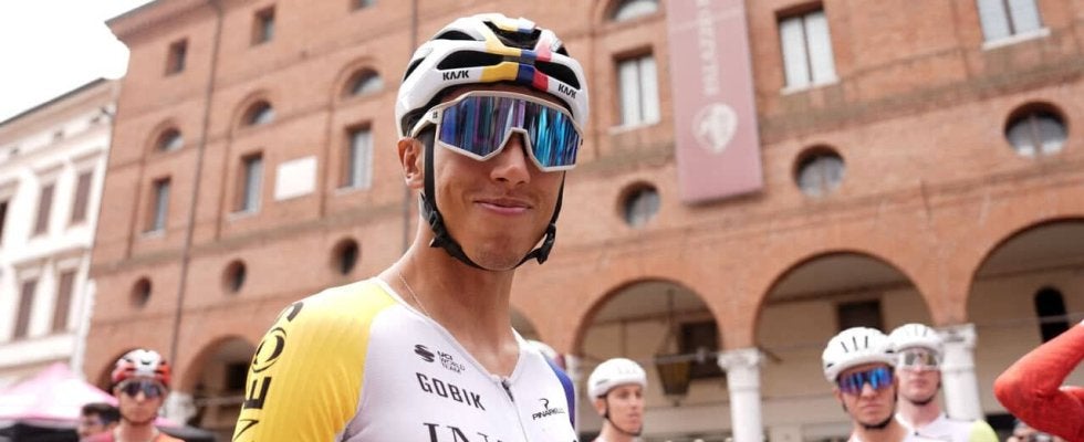 命の危機から奇跡の復活を遂げジロに帰ってきたベルナル。コロンビアの雄は再び表彰台に挑む｜ジロ・デ・イタリア2025