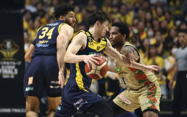 宇都宮ブレックス3度目V、地元でも祝杯　「最高の夜、ありがとう」