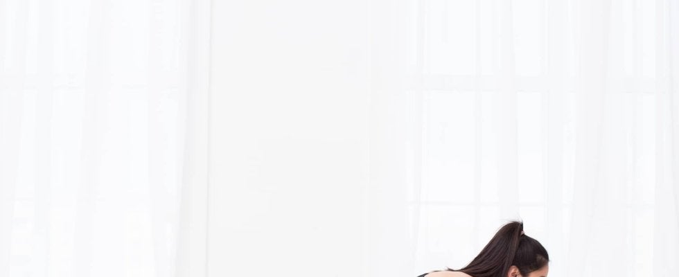 【初心者OK】ぽっこりお腹・猫背に効く！ダイエット＆姿勢改善プランク7種｜動画付き解説