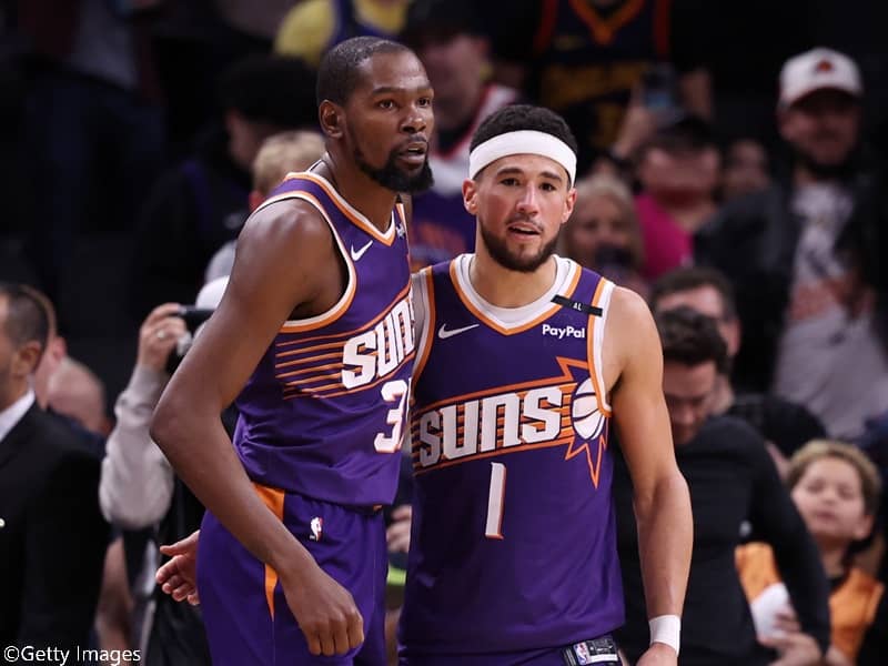 今季ウェスト11位へ低迷したサンズ…新たな指揮官の候補に浮上する5名とは？