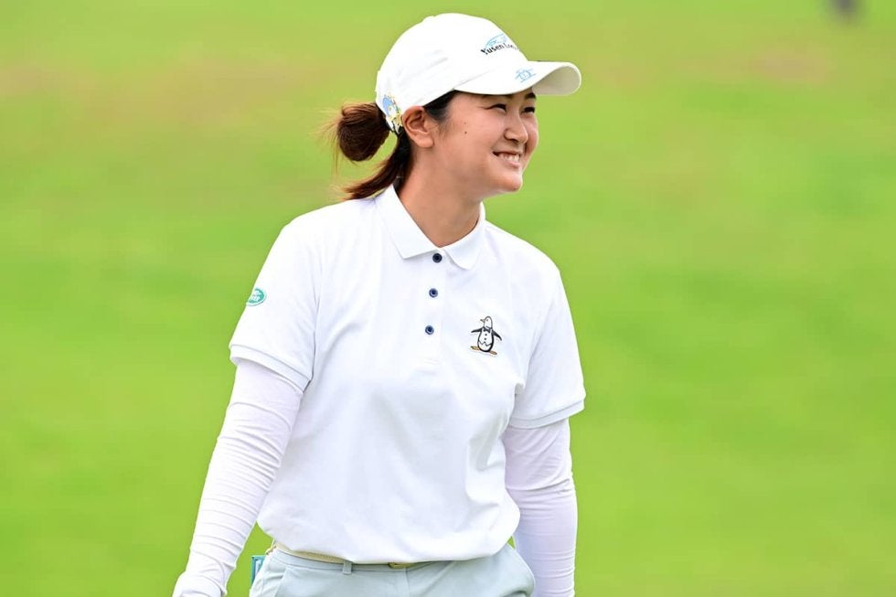 神谷そら&イ・ヒョソンが首位発進