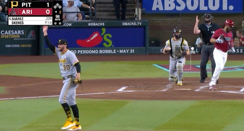 本気になった？ 怪物右腕がマウンド上で笑う…「怖すぎる」内角高めに剛速球→マン振り三振で“ニヤニヤ”「楽しんでるw」