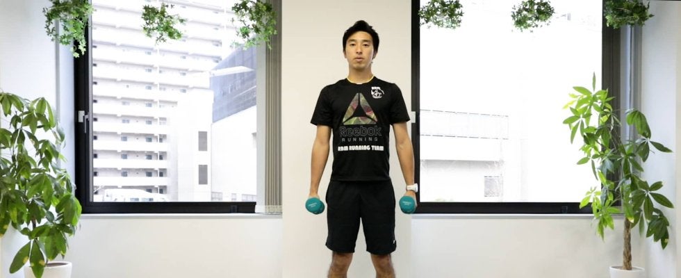 最強の脚筋トレ「ダンベルスクワット」を徹底解説！正しいフォーム、効果的なやり方、回数・重さまで