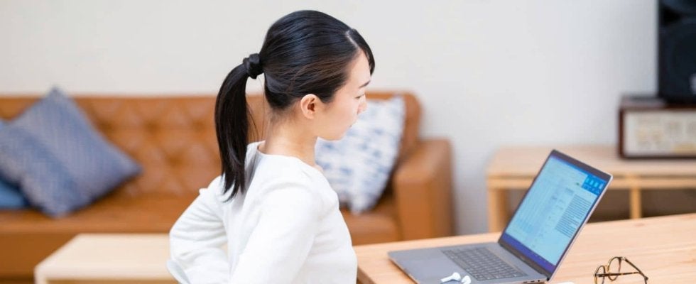 【保存版】反り腰の原因と改善法｜ストレッチ → 筋トレの順番が効果的