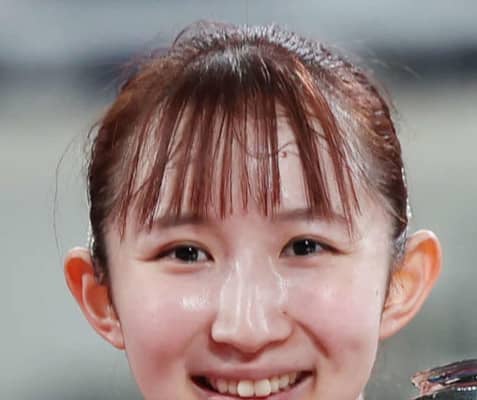 早田ひなが「へそ出しコーデ」披露「本当に幸せでした」人生初の海外旅行でバルセロナを満喫