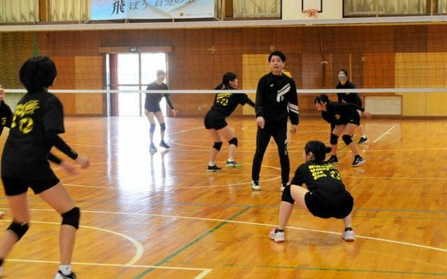 東邦ガス社員の部活指導好評　尾張旭市が実証試験　「厳しく」の声も