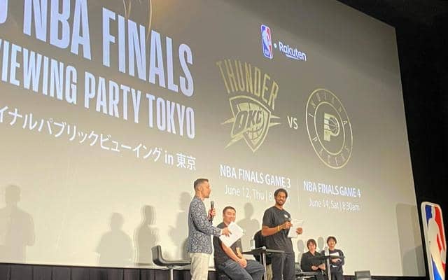 「泥臭い仕事を」　NBA目指す富永啓生にオールスター選手の金言