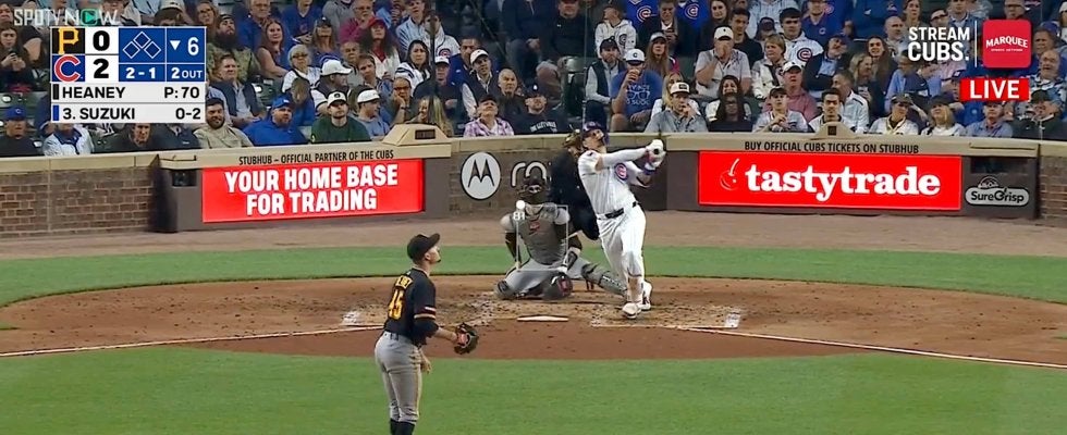 「一体、どこまで上がったんだ？」鈴木誠也、外角高めぶっ叩く167キロ弾丸17号をMLB公式Xも称賛！打った瞬間に球場どよめき「リグレーが震えた」