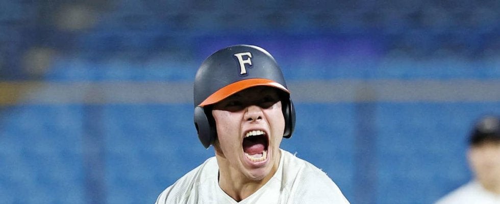 【大学選手権】福井工大が4年ぶりの4強　4番高松紳志がまたV打　準決勝で東海大と対戦