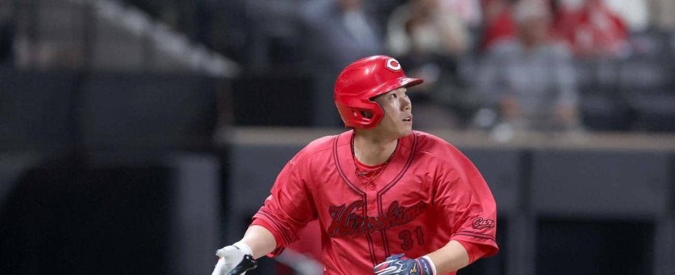 【広島】11安打６得点快勝　12日痛恨ミスの坂倉「やったことは帰ってこない」切り替え先制打