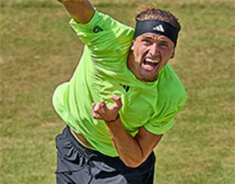  ズベレフ 苦手大会で初の4強 